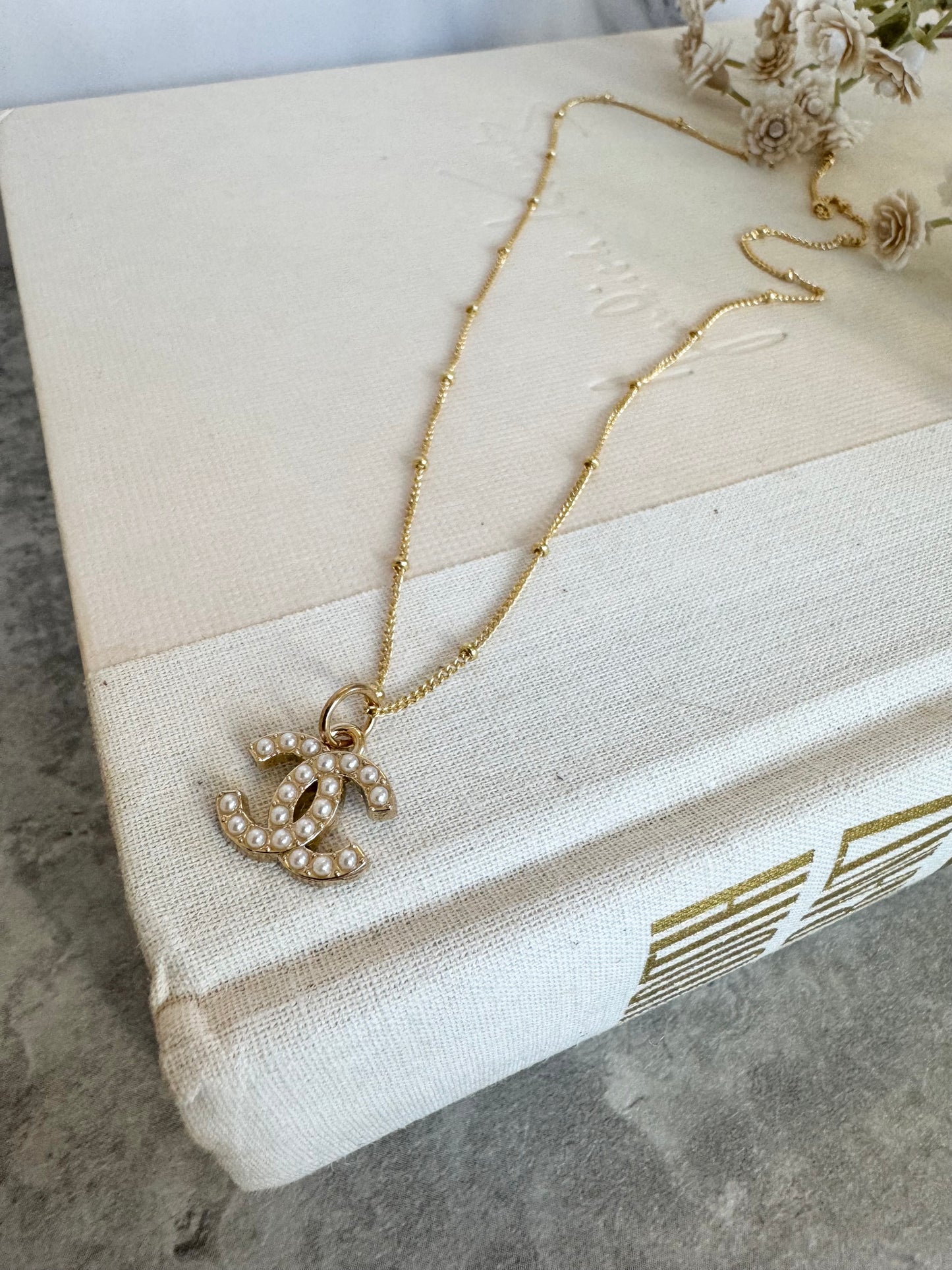 Mini Vintage Babe Necklace